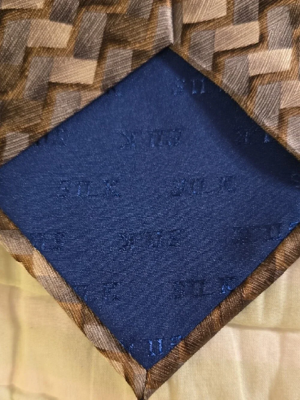 CARLOS DeVENEZIA Silk Handmade Brown Geometric Pattern Men's Tie 59 Inches Long